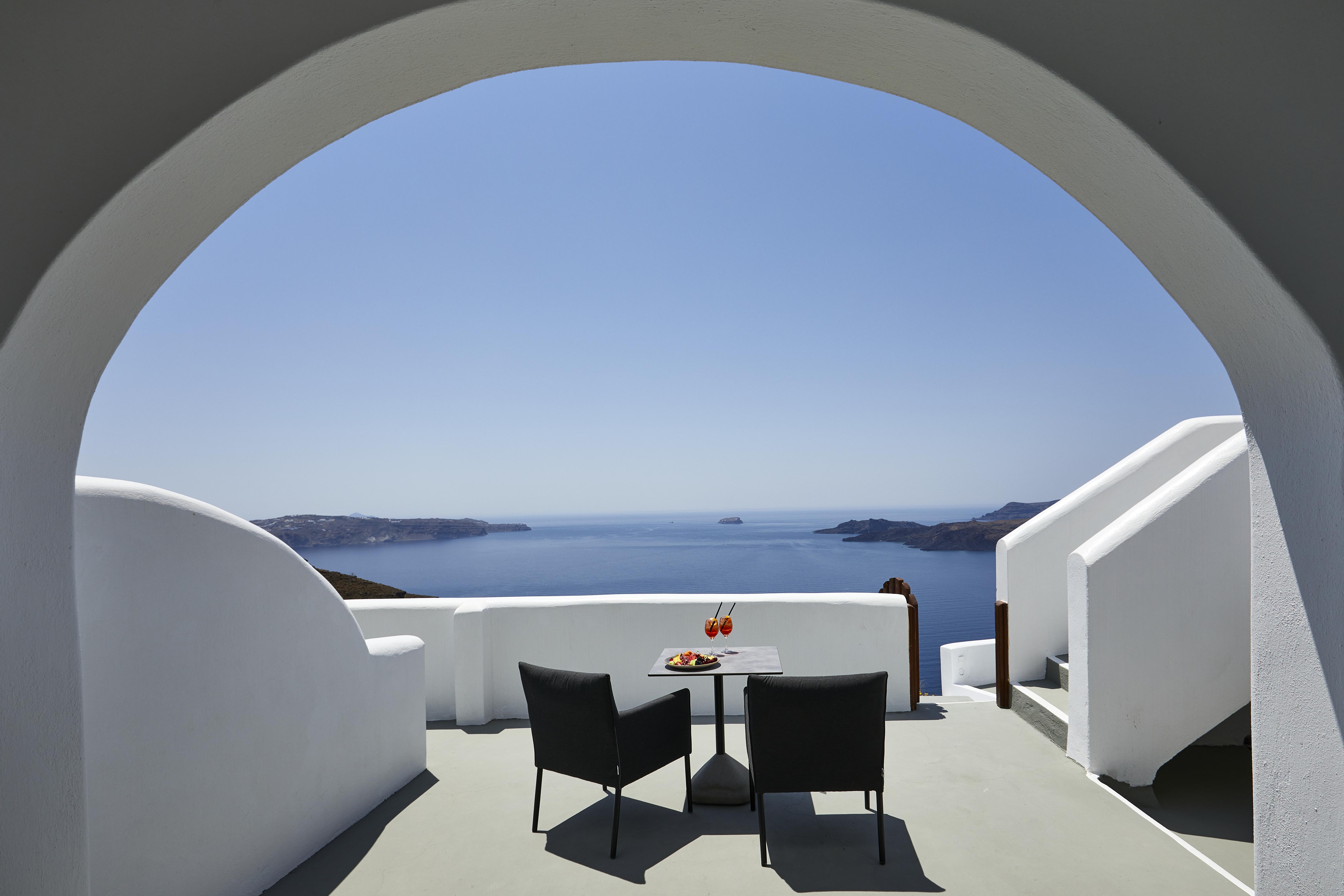 Petit Palace Suites (Adults Only) Fira  Exterior photo