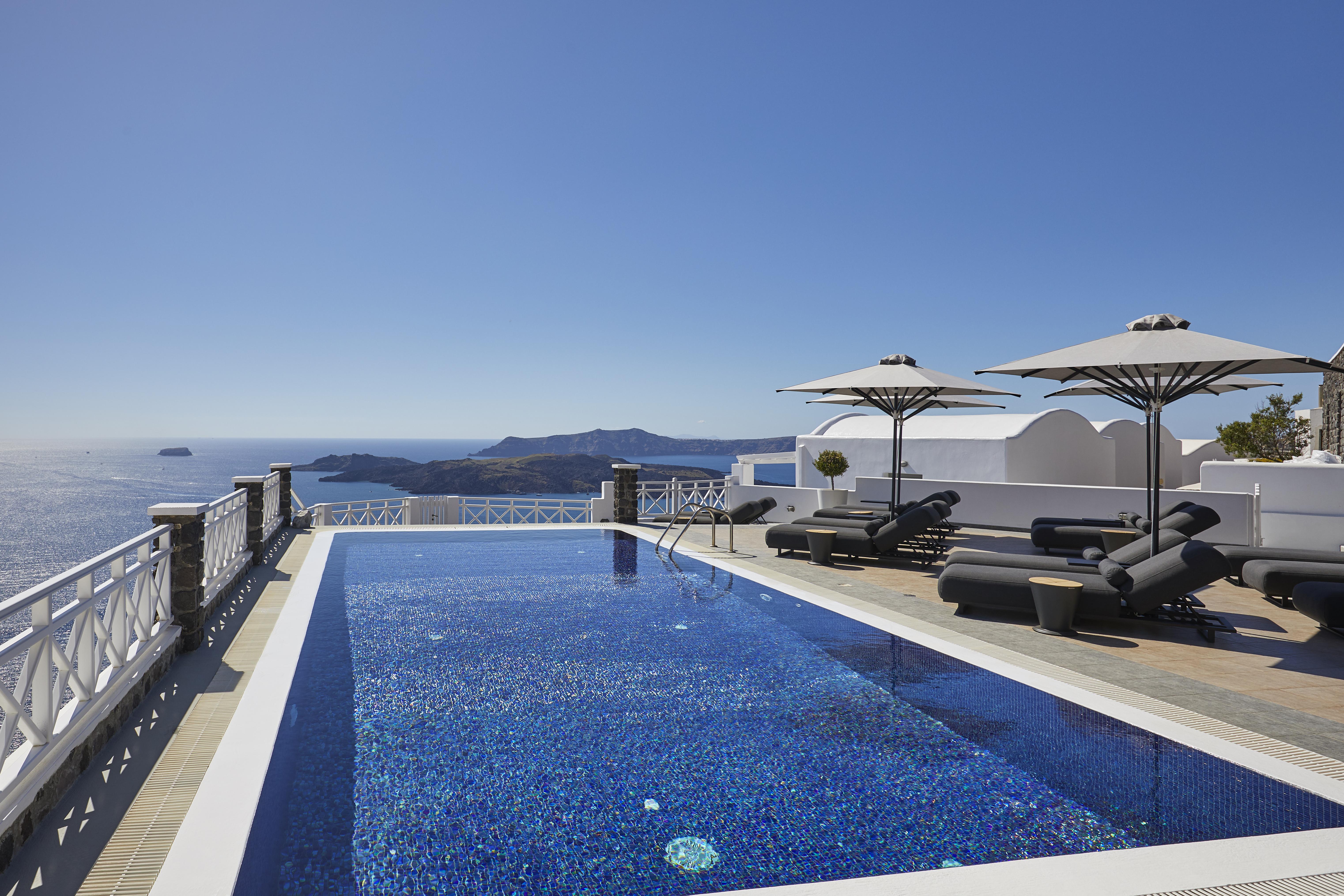 Petit Palace Suites (Adults Only) Fira  Exterior photo