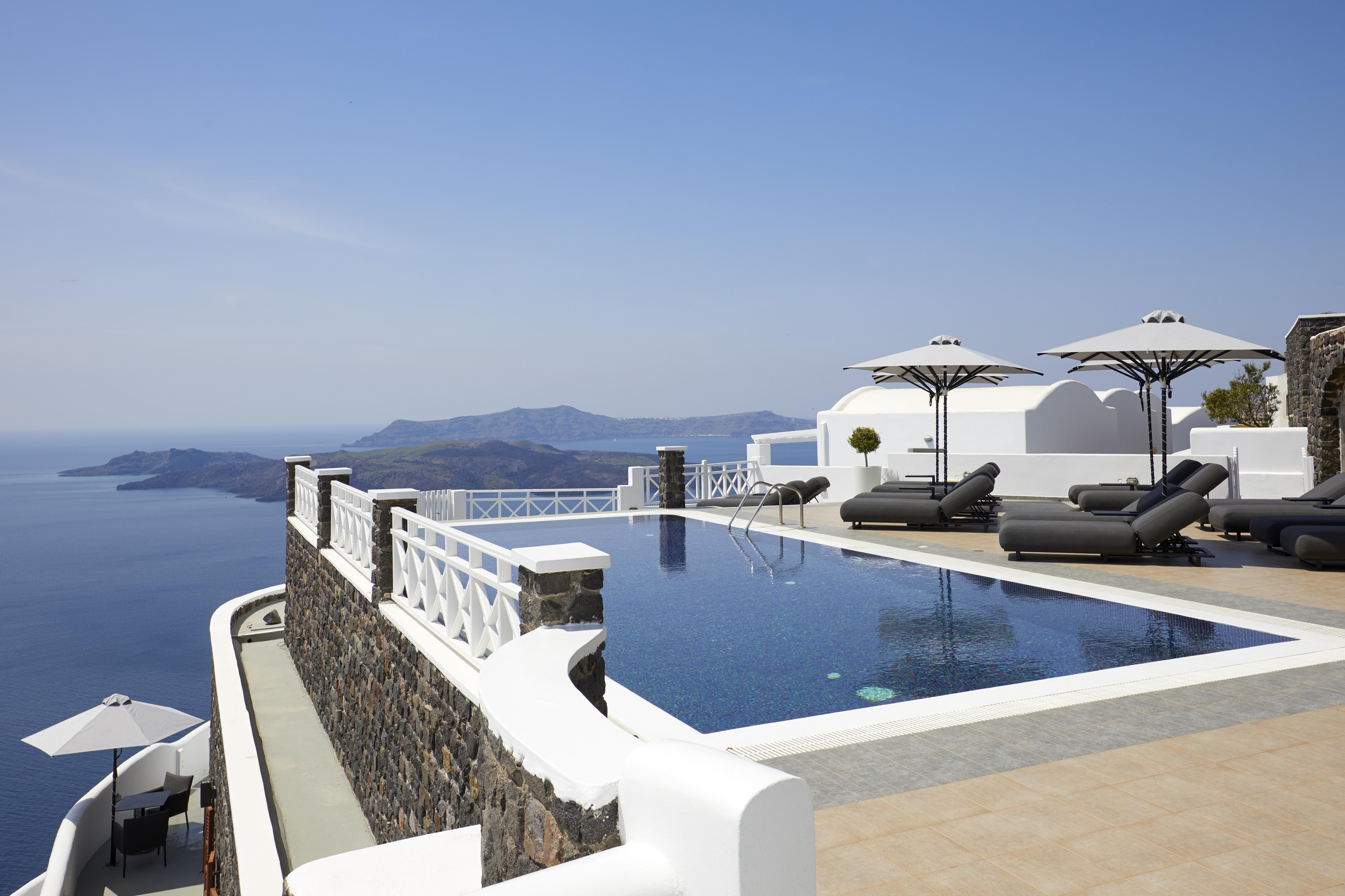 Petit Palace Suites (Adults Only) Fira  Exterior photo