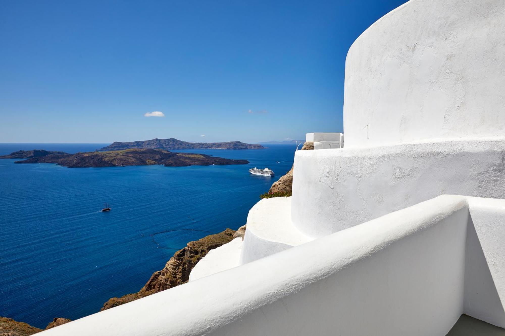 Petit Palace Suites (Adults Only) Fira  Exterior photo
